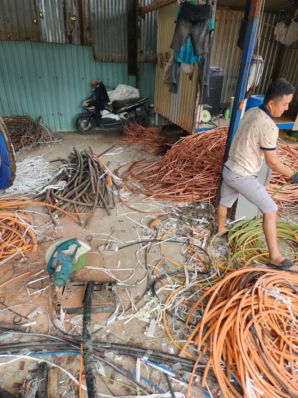thu-mua-day-cap-dien-dong-cong-nghiep